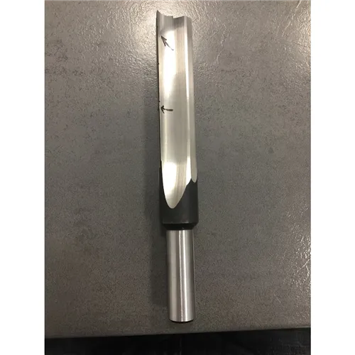 IGM F370 Dlabací vrták s lámačmi triesok, D24x125 L180 S=16x50 P (Tovar bol použitý)