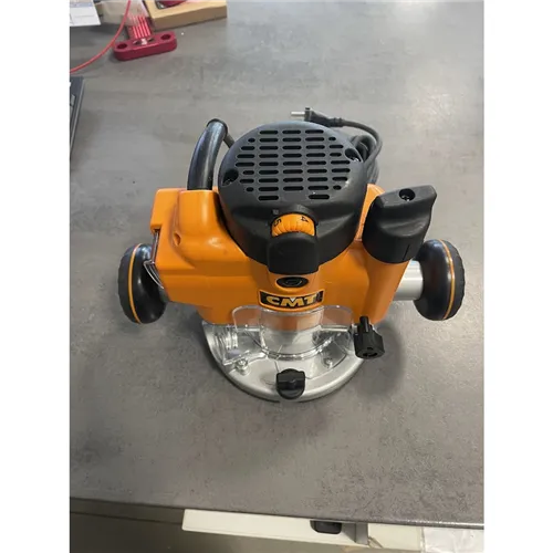 CMT 8E Horná frézka 1000 W, klieština 8 a 12mm (Tovar bol použitý)