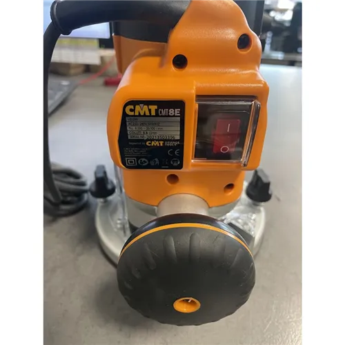 CMT 8E Horná frézka 1000 W, klieština 8 a 12mm (Tovar bol použitý)